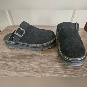 NWOT Dr. Martens Black Zebzag Suede Slingback Platform Mules Women's Size 7